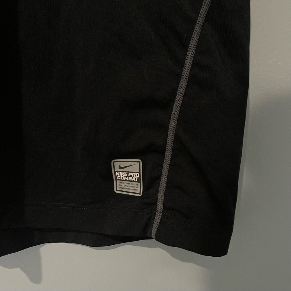 Nike Black Dri-FIT T-Shirt | Men’s Size L - Picture 6 of 16